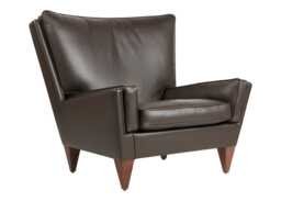 Gubi V11 Lounge Chair in Smooth Leather Coffee and American Walnut