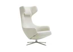 Vitra Grand Repos Lounge Chair Nubia 01 Ivory/Perle