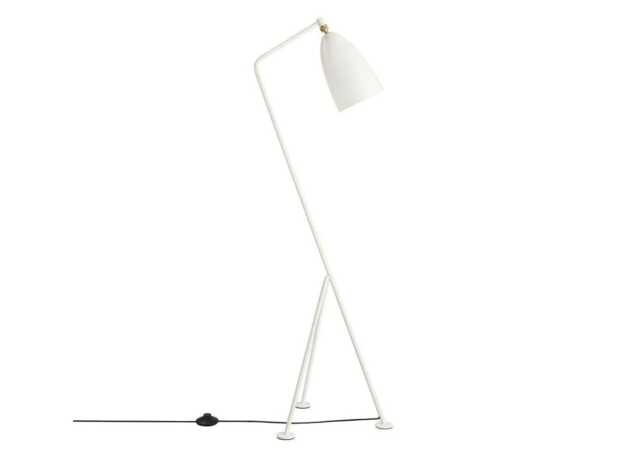 Gubi Gräshoppa Floor Lamp Glossy Alabaster White