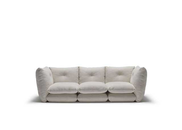 Knoll Pillo 4 Seater Sofa - image 1