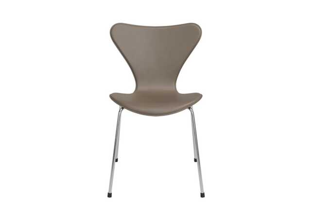Fritz Hansen Series 7 Chair Harness Leather Slate Grey Chrome Legs