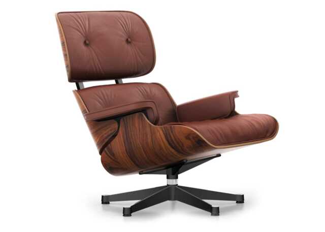 Vitra Eames Lounge Chair Santos Pal. Classic L50 93 Brandy Polished Black Base 05