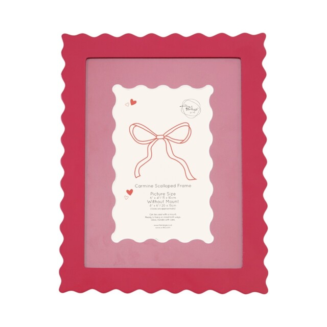 Carmine Scalloped Photo Frame Pink 6x4in - image 1