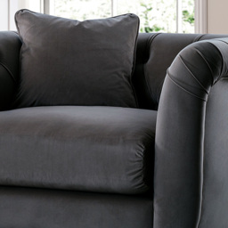Midnight Blue Velvet Armchair - thumbnail 3
