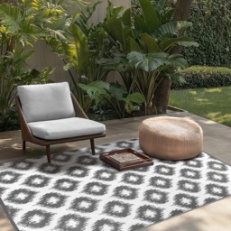 Madrid Geometric Diamond Outdoor Rug Grey - thumbnail 2
