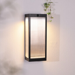 Solar Kaleb Wall Light Black
