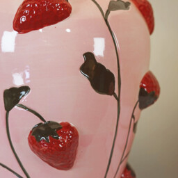 Strawberry Table Lamp Pink - thumbnail 4