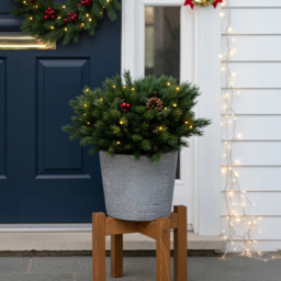 Living and Home Pre-Lit Christmas Planter Bush with Red Berries and Pinecones 51.5cm - thumbnail 2