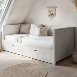 Noomi Iris White 2 Drawer Daybed with Trundle