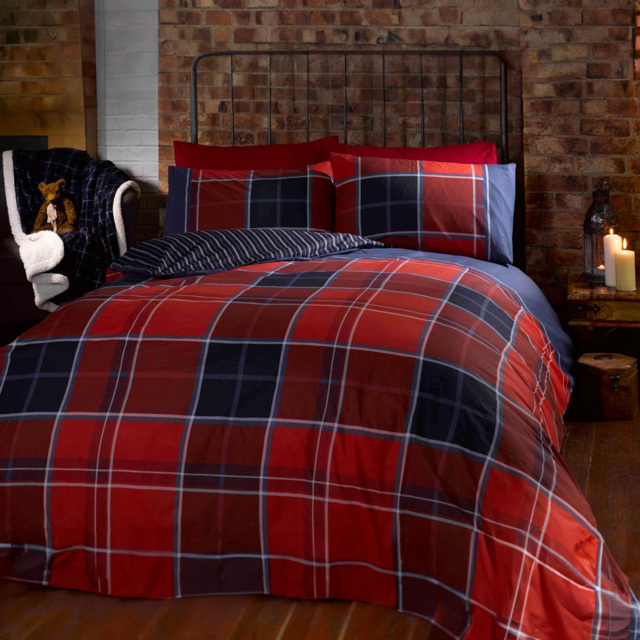 Rapport Home Argyle King Size Red Duvet Set - image 1