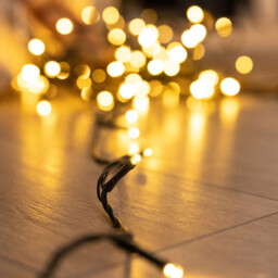Charles Bentley Warm White Christmas 750 LED String Light - thumbnail 2