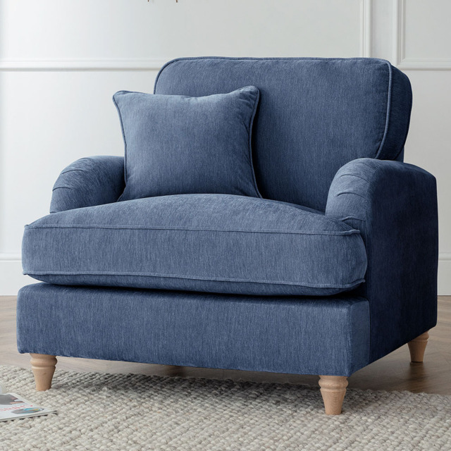 The Vienna Manhattan Model 01 Navy Arm Chair - image 1