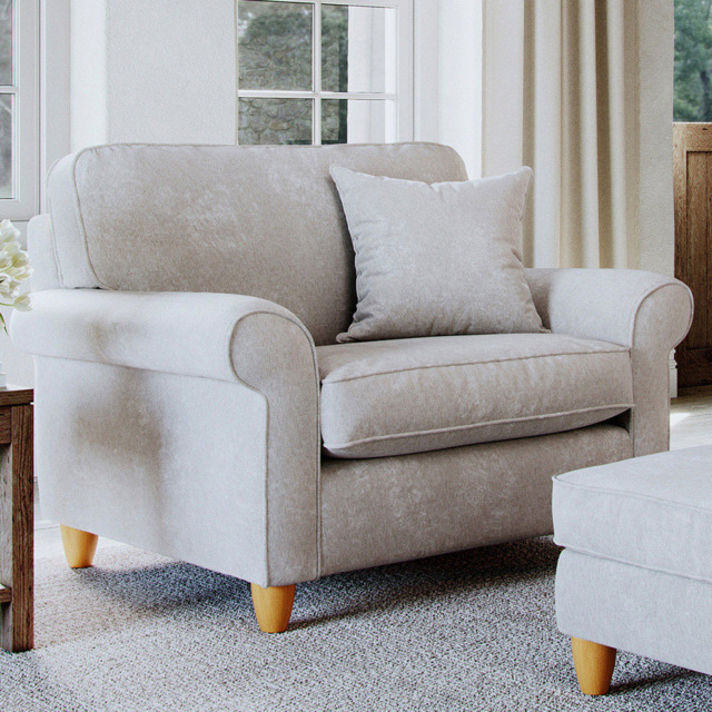 Sinatra Glory Pearl Snuggle Chair - image 1