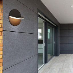 Lighting Collection IP65 Eclipse Disc LED Outdoor Wall Light - thumbnail 2