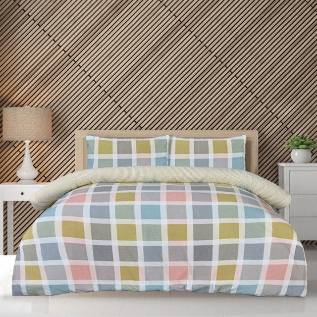 Smart Living King Size Crosshatch Check Complete Set - image 1