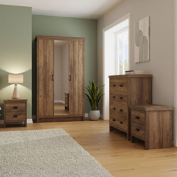 GFW Boston 4 Piece Knotty Oak Bedroom Furniture Set - thumbnail 1