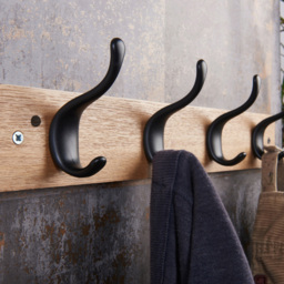 Headbourne Matte Black 4 Hook Coat Rail - thumbnail 2
