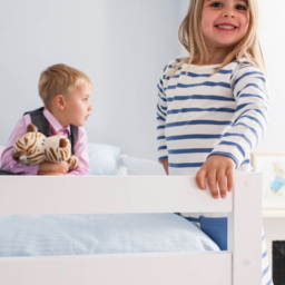 Noa and Nani Jakke White Bunk Bed with Straight Ladder - thumbnail 4