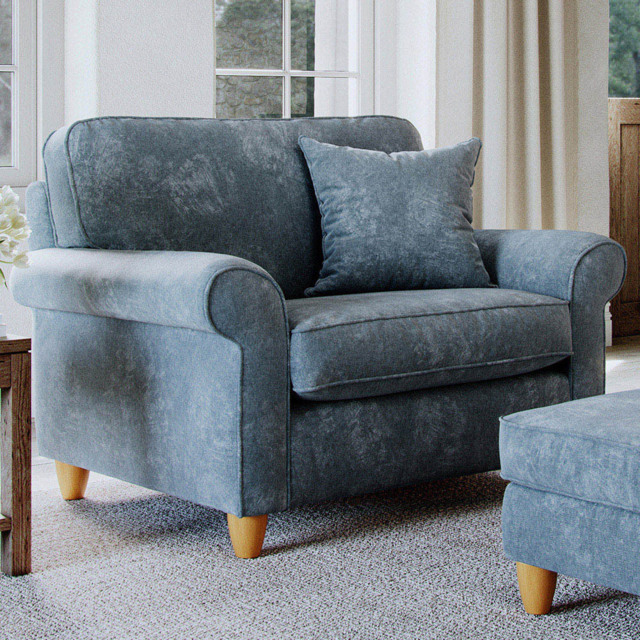 Sinatra Glory Steel Snuggle Chair - image 1