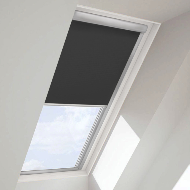 Caecus Black CK06 Blackout Roof Blind W99.2cm - image 1