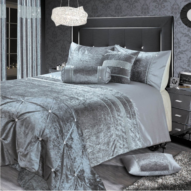 Intimates Rienzo Silver Diamante Boudoir 30 x 40cm