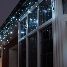 Eagle Connect Cool White 60 LED Icicle Light 2m - thumbnail 3