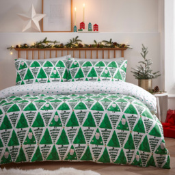 furn. Hide and Seek Toddler Green Santa Christmas Duvet Cover Set