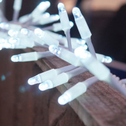 Eagle Connect Cool White 250 LED Cluster Light 5m - thumbnail 3