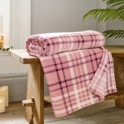 Deyongs Snuggle Touch Pink Check Pattern Throw 140 x 180cm - thumbnail 2