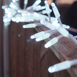 Eagle Connect White Cable 750 Cool White LED Cluster Light 15m - thumbnail 3