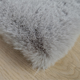 Deluxe Rabbit Faux Fur Silver Rug 140 x 200cm - thumbnail 3