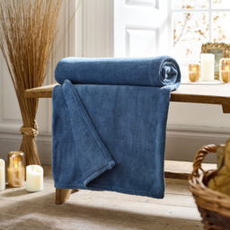 Deyongs Snuggle Touch Ocean Throw 140 x 180cm - thumbnail 2