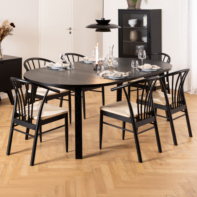 Florence Montreux Cassandra Black 6 Seater 115-154cm Extendable Round Dining Set - image 1
