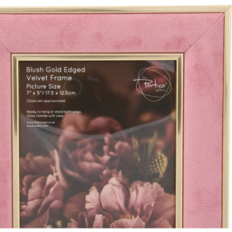 Gold Edged Velvet Photo Frame Blush 7 x 5 inch - thumbnail 4