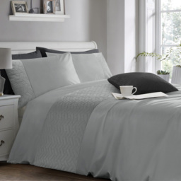 Velosso Silver King Size Quilted Geo Duvet and Pillowcase Set