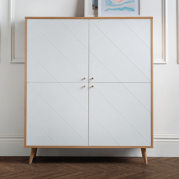 Julian Bowen Moritz 4 Door Oak and White Cabinet
