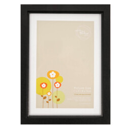 The Port. Co Gallery Black Ridged Photo Frame 7 x 5 inch