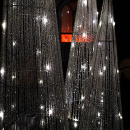 Samuel Alexander Silver LED Obelisk Trio Christmas Tree Cone - thumbnail 3