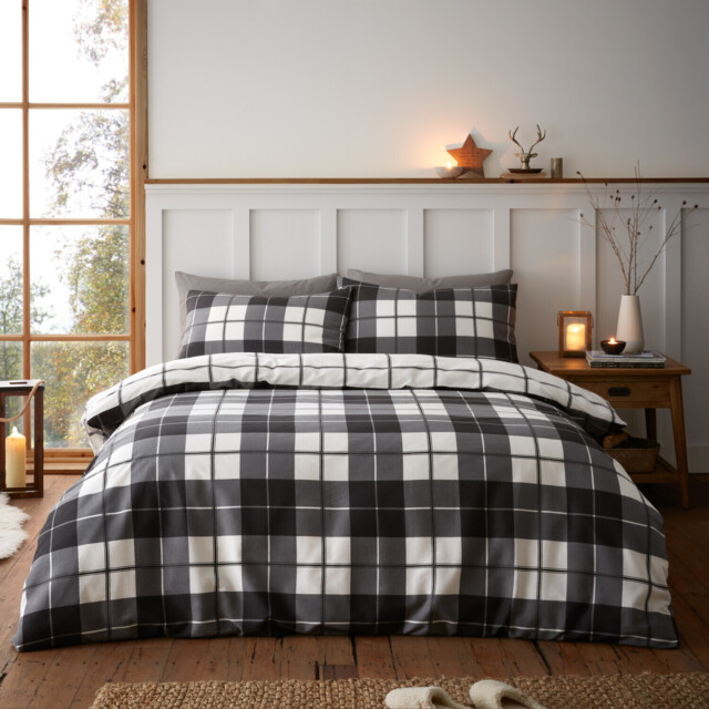 Finlay Check Duvet Set - Superking - image 1