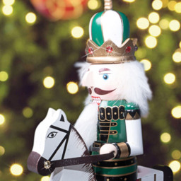 St Helens Horseman Christmas Nutcracker 30cm - thumbnail 4