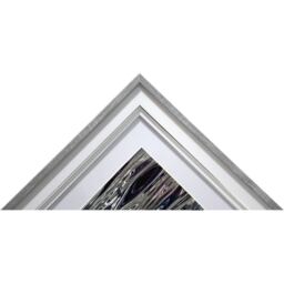 The Port. Co Gallery Bronwyn 3 Aperture Collage Silver Edge 6 x 4 inch Photo Frame - thumbnail 3