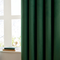 Furn The Ultimate Velvet Blackout Pencil Pleat Curtains Emerald 168 x 229cm - thumbnail 3