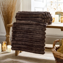 Deyongs Alnwick Throw Mocha 140 x 180cm - thumbnail 2