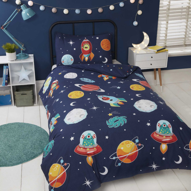 Rapport Home Space and Aliens Double Multicolour Duvet Set - image 1