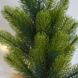 Thompson and Morgan Nigata Artificial Xmas Tree 45cm 2 Pack - thumbnail 3