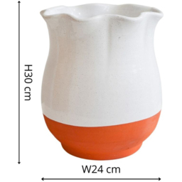 Ivyline Moreton Ivory Scalloped Vase 30cm - thumbnail 3
