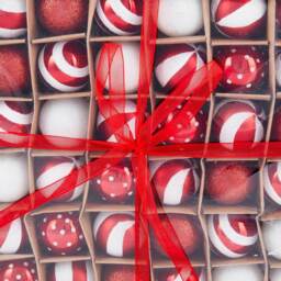 Candy Cane Lane Red and White Christmas Bauble 36 Pack - thumbnail 2