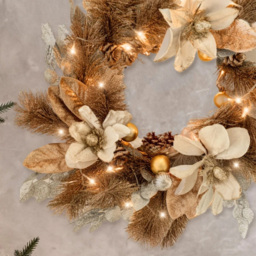 Marco Paul 30 Warm White LED Magnolia Flower Artificial Wreath with Baubles and Pinecones 40cm - thumbnail 3