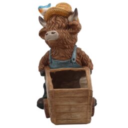Highland Cow Wheelbarrow Planter - thumbnail 4