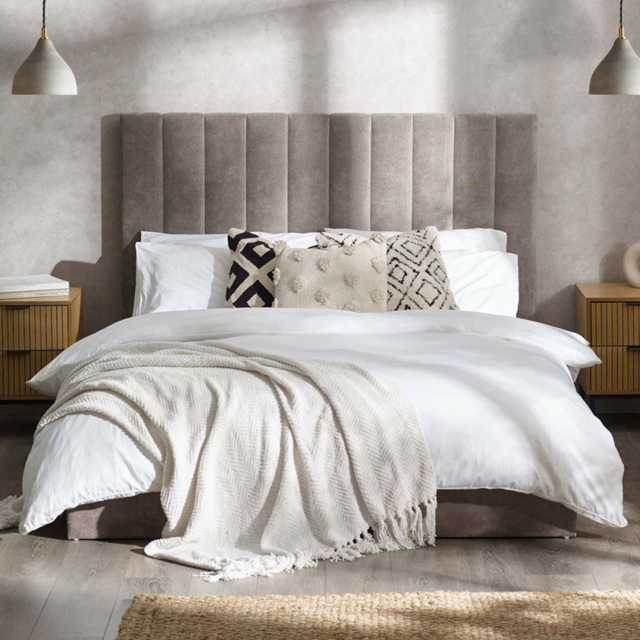 Julian Bowen Eloise King Size Sahara Chenille Storage Bed - image 1